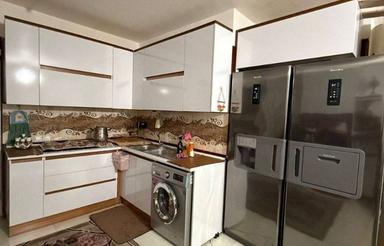 آپارتمان 90 متری فول امکانات 