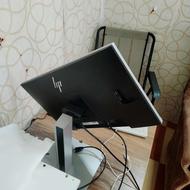 مانیتور کامپیوتر در حد نو