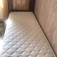 تخت تکنفره با خوشخواب وکنسول