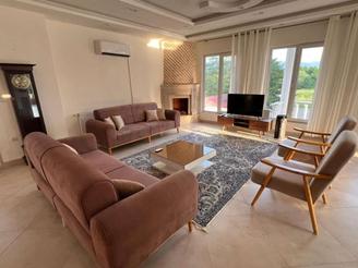 اجاره روزانه ویلا باغ استخردار 3خواب چالوس محدوده نمک آبرود