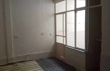 اپارتمان و مغازه در حجتی