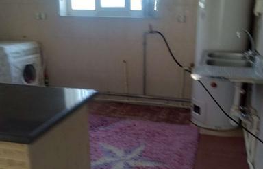 یک باب خانه دو طبقه
