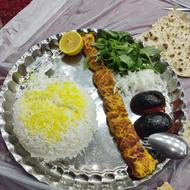 به کارکر وشاطر در رستوران نیازمندیم
