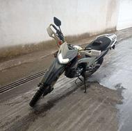 تریل CRF200