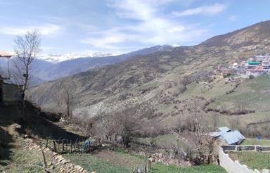 300 متر زمین با ویو عالی در روستای لیند