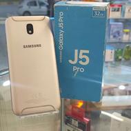 J5Pro حافظه32 رام2 با کارتون وضعیت سفید