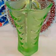 گلدان چک عتیقه سبز