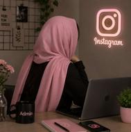 ادمین پیج و کانال هستم