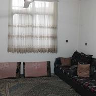 یک واحد مسکونی حیاط دار با سند مالکیت