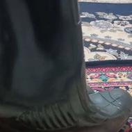 چکمه زیره زرد