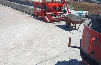 مشارکت در کارگاه بلوکزنی مجهز با دستگاه کامل