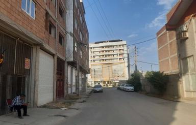 زمین سنددار روبرو آکام