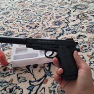 تفنگ اسباب بازی فلزی با تیر و صدا خفه کن