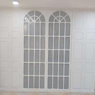 بک دراپ پنجره ی با نور پردازی پشت