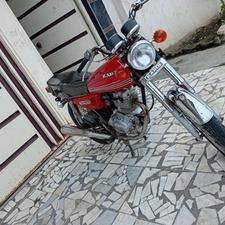 موتور سیکلت 125 سیجی
