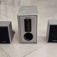 اسپیکر 3 تیکه Microlab تمیز و با کیفیت صدای بالا