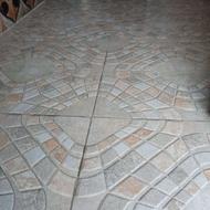خواهان کاشی کاری