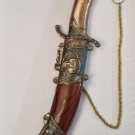 چاقوی دکوری
