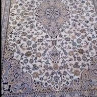 فرش چهارمتری سفید
