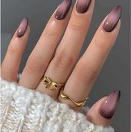 استخدام ناخن کار و مژه کار حرفه ای