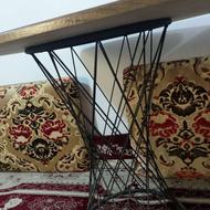 میز .صندلی فلزی تشک دار در حد نو