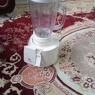 یک ابمیوه گیرسه کاره هست