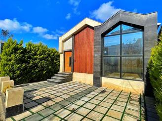 فلت شیکومهندسی ساز با لوکیشن عالی