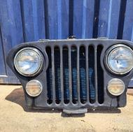 جلوپنجره جیپ jeep
