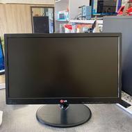 مانیتور 20 اینچ LED به همراه آداپتور