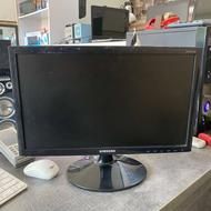 مانیتور 19 اینچ LED به همراه آداپتور