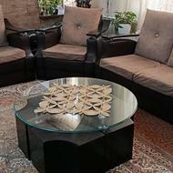 مبل هفت نفره همراه با جلو مبلی و میز عسلی