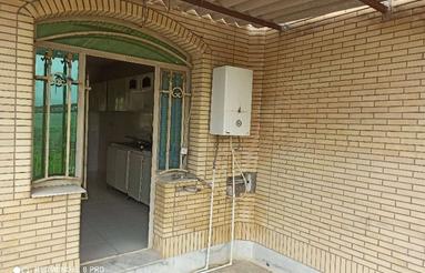 فروش یک واحد خانه بالا مغازه