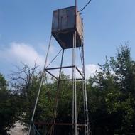 منبع چاه اب با پایه