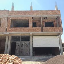 خانه نیمه کاره روی خیابان 16 متری