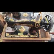 چرخ خیاطی سالم با جعبه زیر چوبی