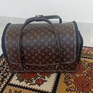 کیف کاشت ناخن تازه است بدون پارگی
