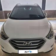 توسان ix35 بسیار تمیز و سالم خودرو کارمندی