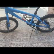 دوچرخهBMX برای حرکت زدن