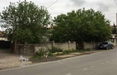 یک قطعه زمین مسکونی تجاری دارای سند تک برگ