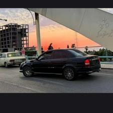 مزدا 323 اتوماتیک