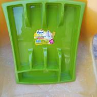 جا قاشق. چنگالی رو سینکی ترکیه