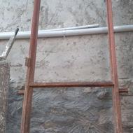 چارچوب آهنی درب اتاقی