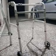 فروش واکر جلو چرخ دار.