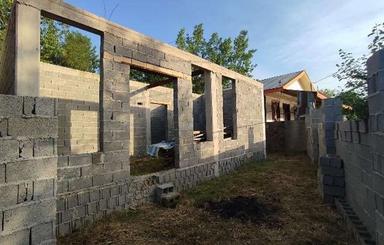 خانه ویلایی نیمه ساخت 255 متر