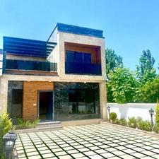 ویلا 235 متری 3 خواب استخر داخلی سند تک برگ منطقه جنگلی 