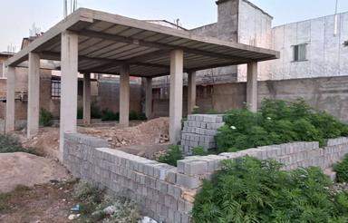 200 متر زمین نیمه ساز