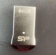 فلش سیلیکون پاور 64 گیگ