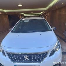 پژو 2008 بدون کوچکترین خش وخط