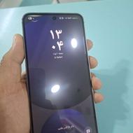 گوشی s24 fe رم 8 256 گیگ ..در حد 9 ماه گارانتی مونده