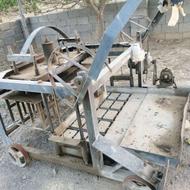 دو عدد دستگاه بلوکه زنی 20×40 و18×38 در حد نو خواب بوده
